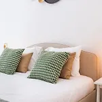 Cozy Hideout I By Innkeeper